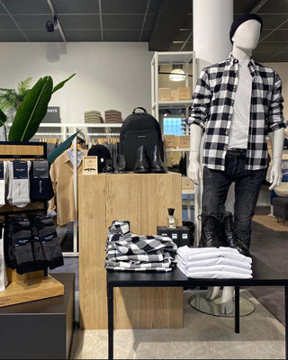 menswear-textilium-retail-fixtures_1